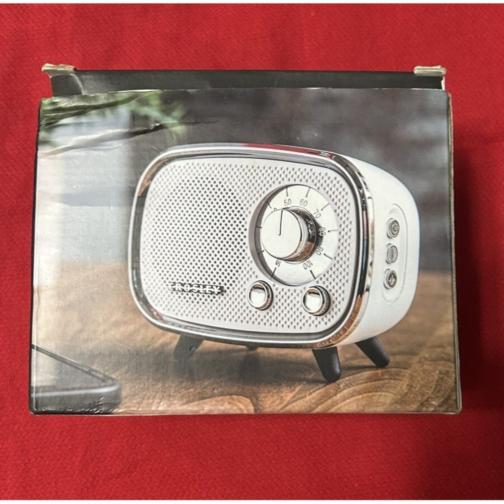 Crosley CR3039A- WH Retro Style Rondo Bluetooth Speaker White - New - Picture 2 of 8